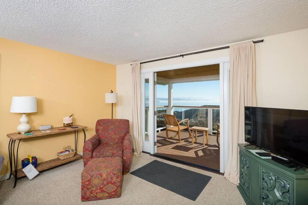 Ocean View Village Condo With Trails To Beaches Trinidad Buitenkant foto